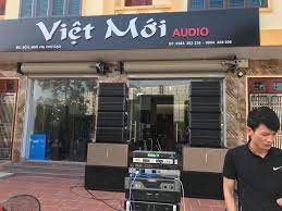 Việt Mới audio giao hàng cho khách tại công ty