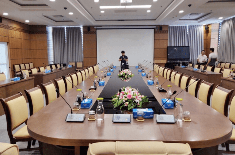 Lắp đặt hệ thống âm thanh hội nghị cho trường đại học ở Quận Tân Bình